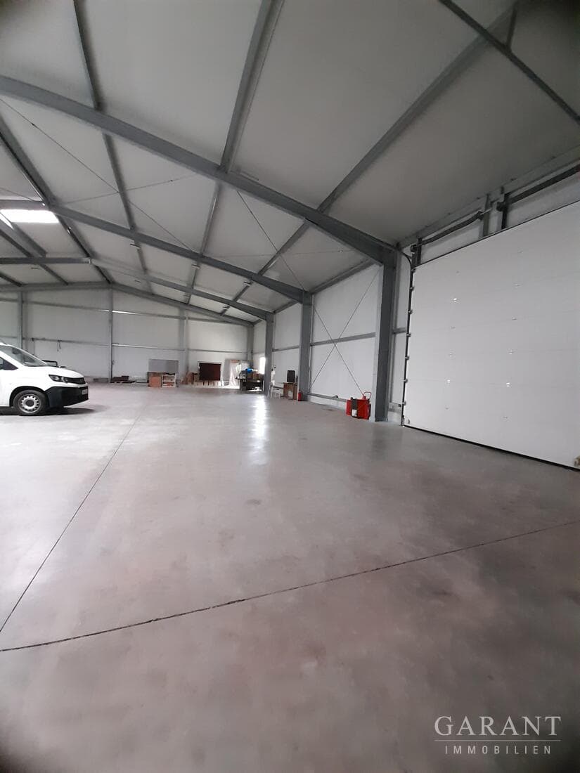 Moderne Gewerbehalle in Top-Lage - vielseitig nutzbar mit optimaler Verkehrsanbindung