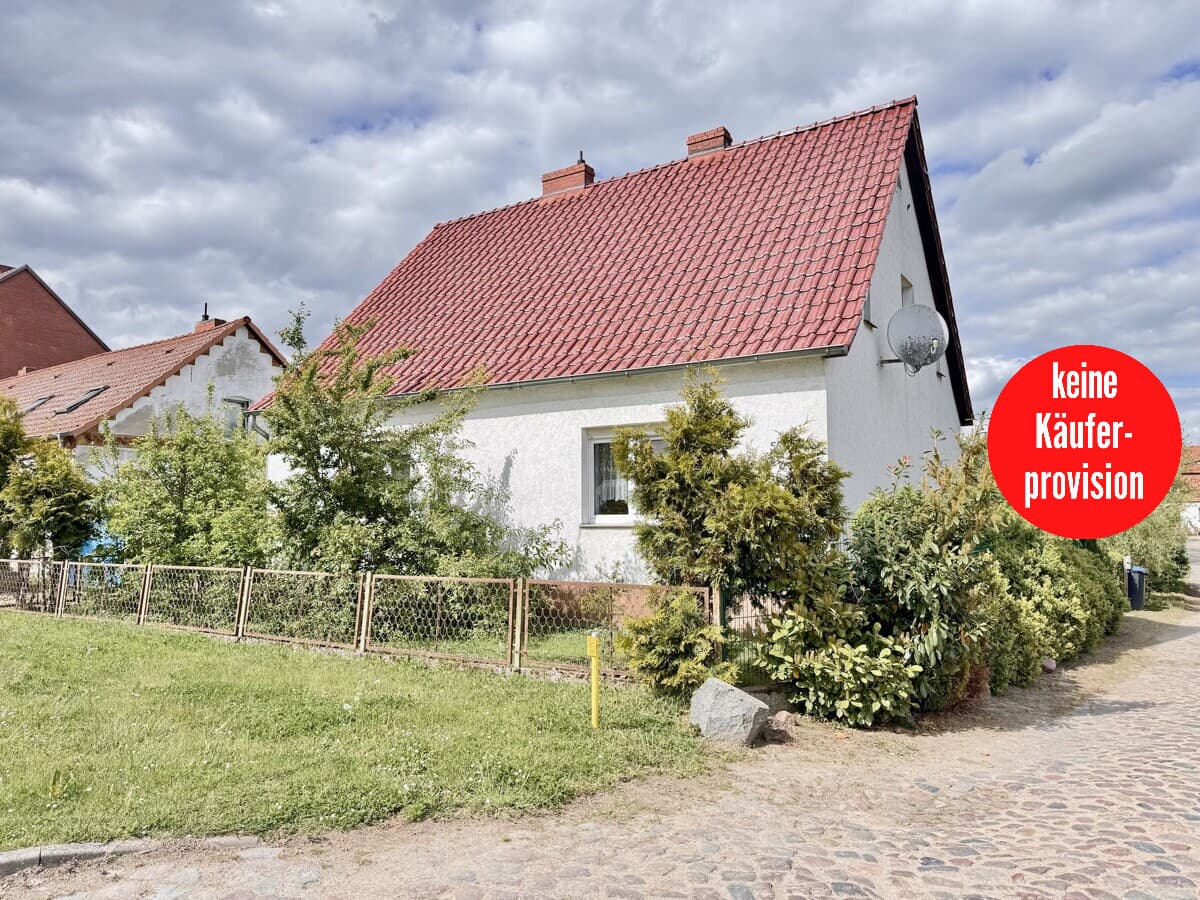 HORN IMMOBILIEN++Einfamilienhaus mit zwei Heizsystemen in Rossow zwischen Pasewalk und Löcknitz