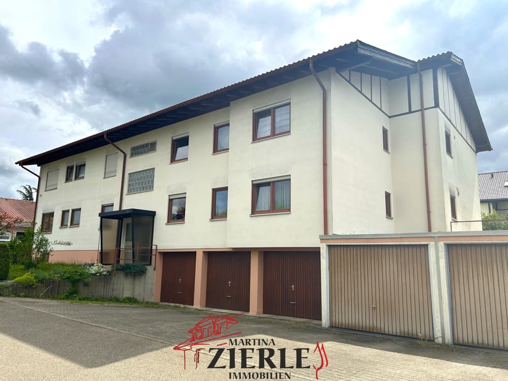 Gemütliche 2,5-Zimmer-Erdgeschosswohnung mit einer Terrasse und Einzelgarage!