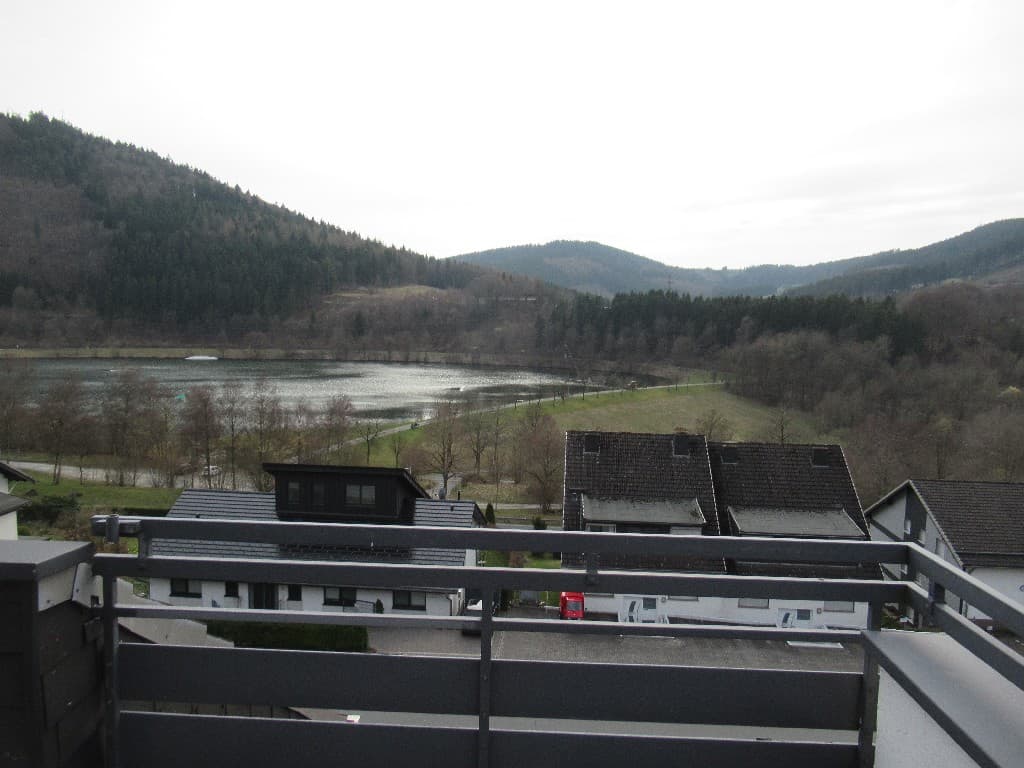 geräumige DG-Wohnung mit traumhaftem Ausblick!