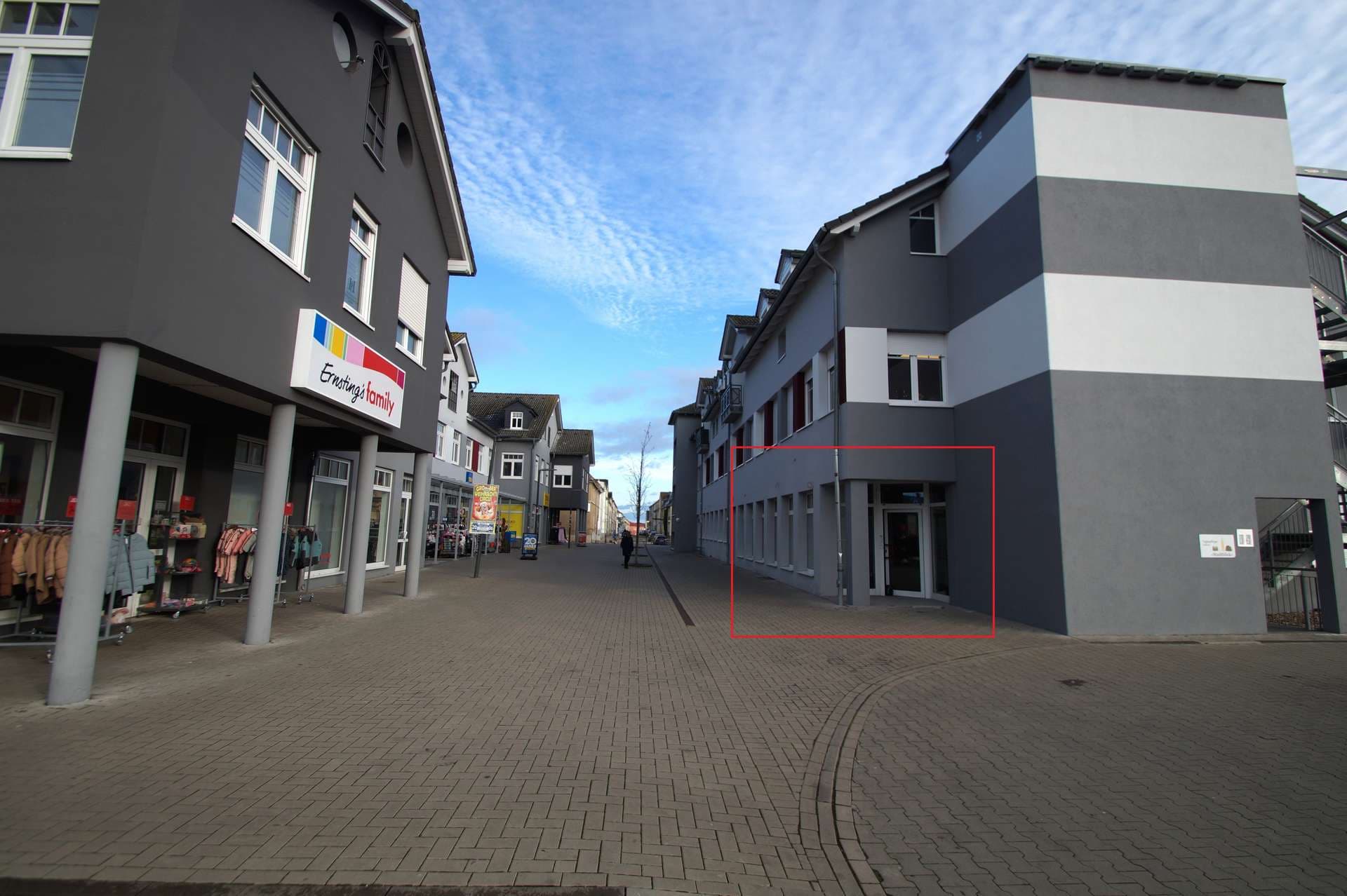 Hochfrequentierte 144m²-Ladenfläche in Dessau-Roßlau: Ideal für Apotheke oder Fachhandel!