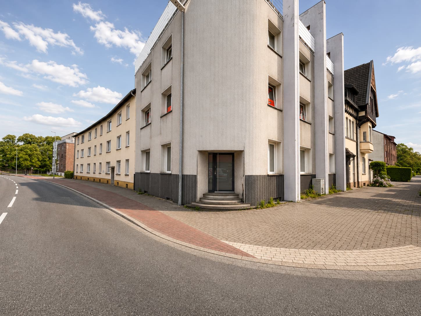 Schöne und große Büro- / Praxisfläche mit 125 m² Gesamtfläche in der Moerser Innenstadt