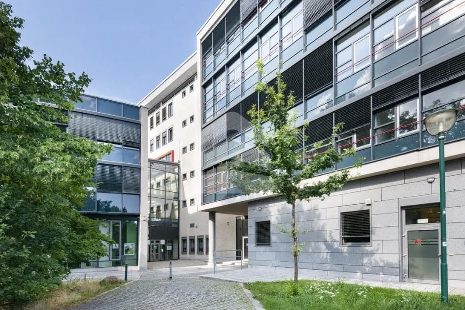BUERO.fläche mit 450,62 m² in den Ostplatz Arkaden