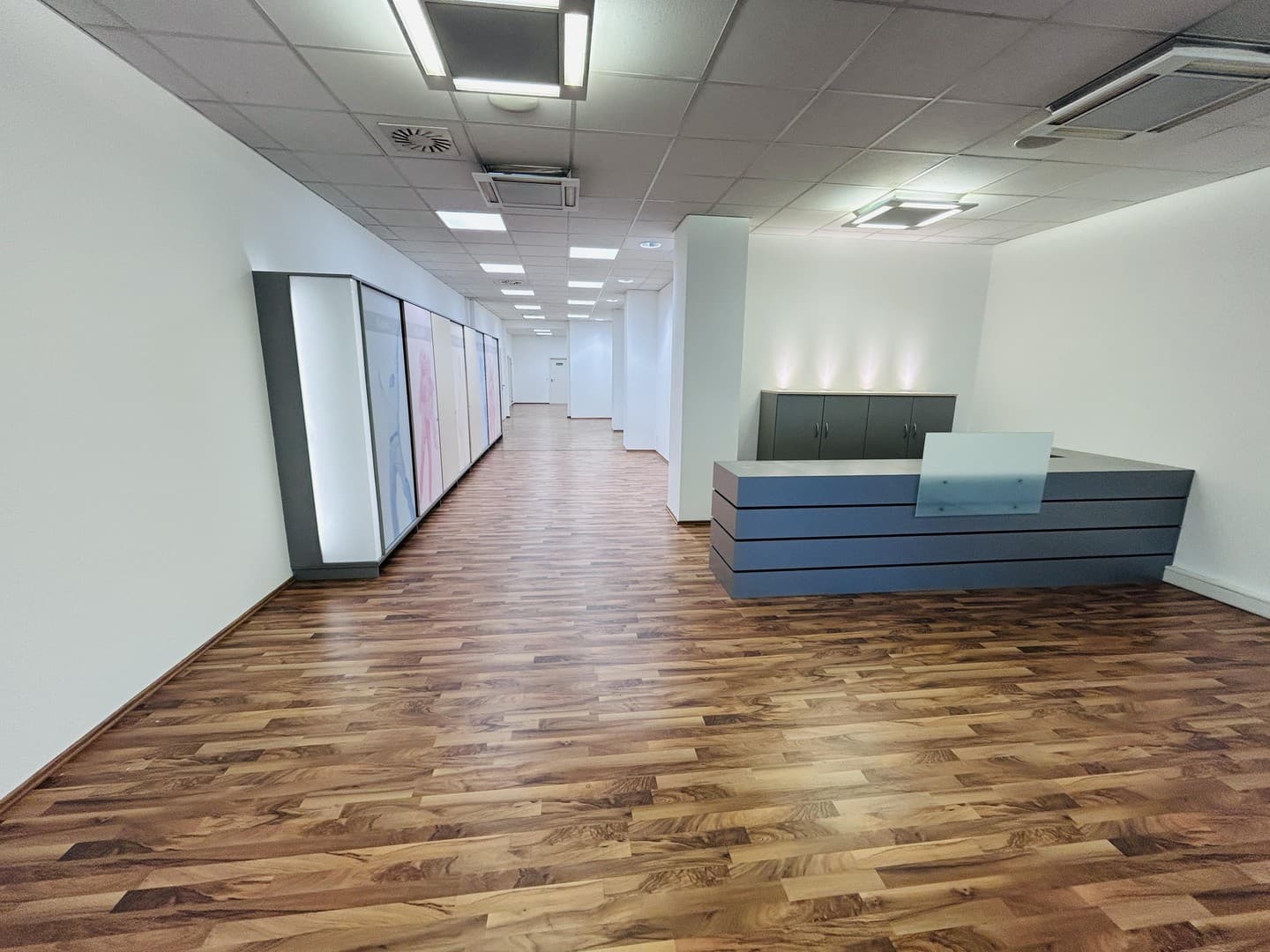 Moderne Gewerbefläche in hochfrequentierter Top Lage individuell aufteilbar 200-360m²