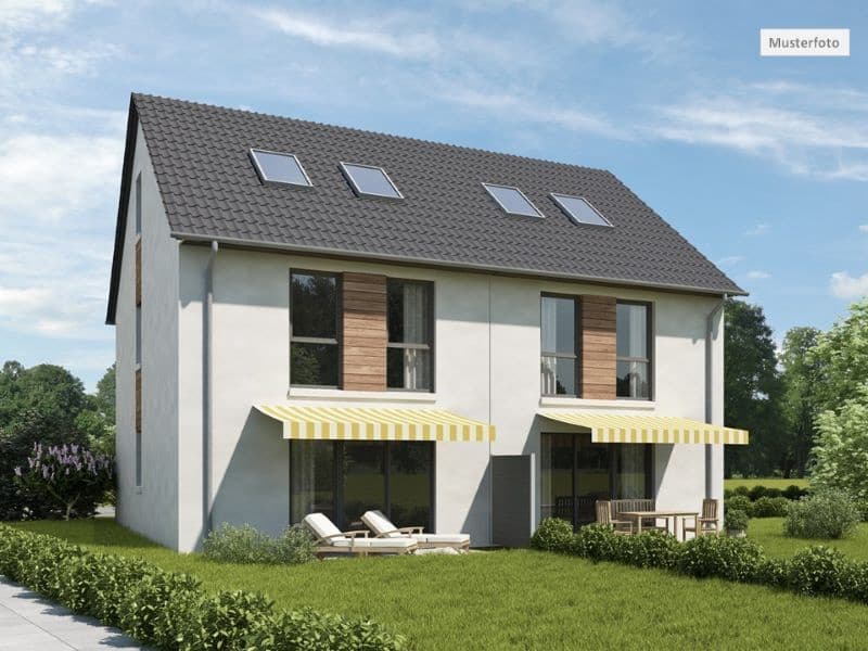 Haus in 87727 Babenhausen, Silcherweg