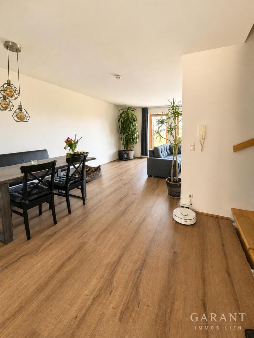 Großzügiges Reihenmittelhaus mit Garten, Balkon und viel Platz für die ganze Familie
