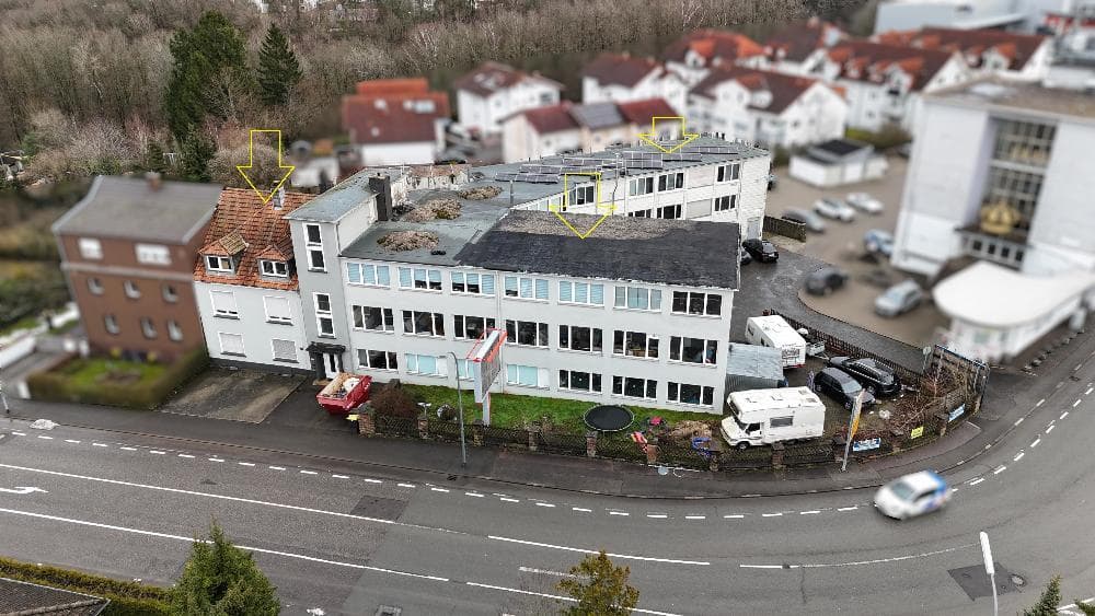 +++Ensemble aus 3-Familienhaus und Fabrikgebäude mit 3 weiteren Wohneinheiten, Ladengeschäft, Lager und Doppelgarage, Photovoltaikanlage+++