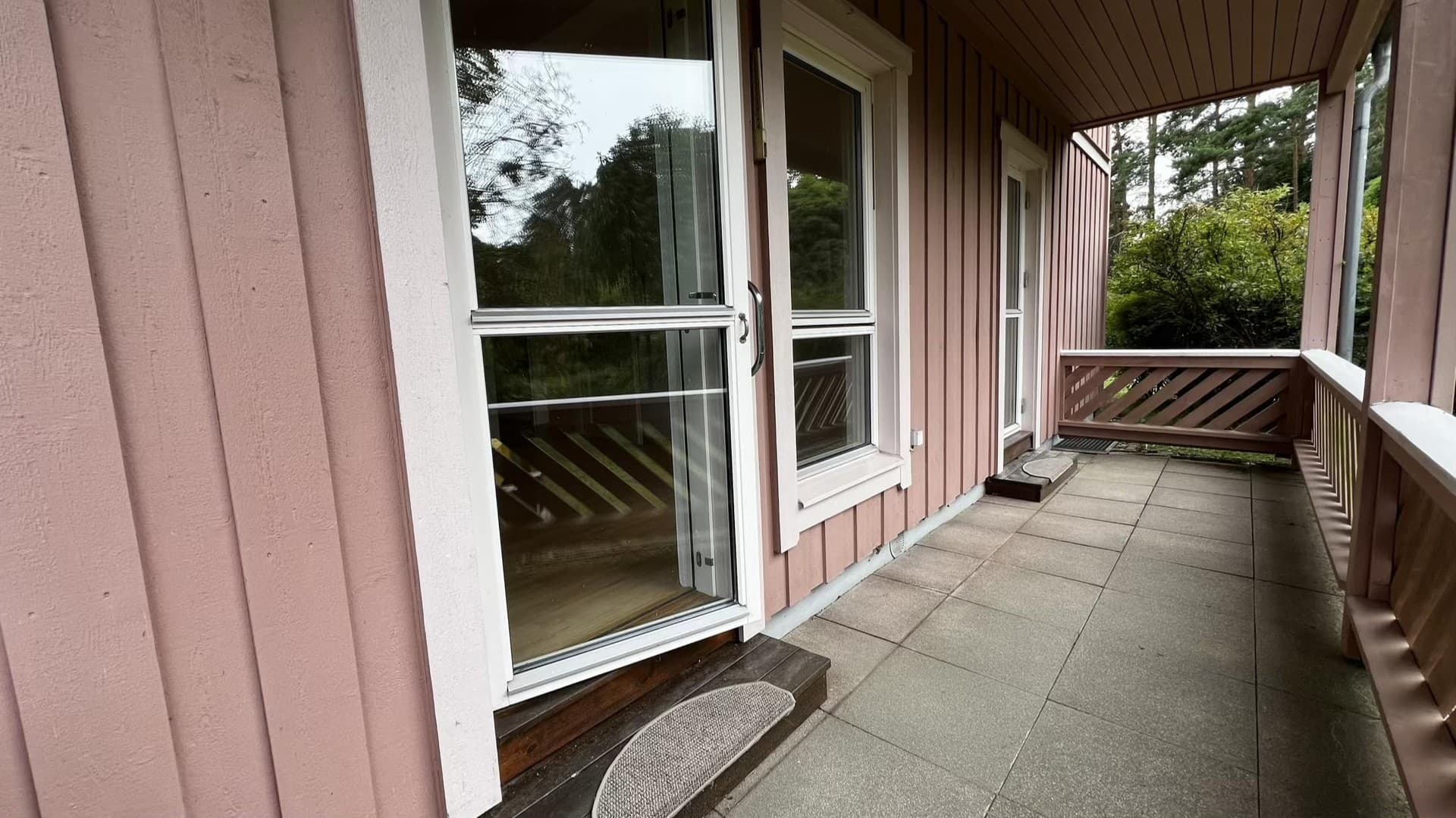 Ruhige 2-Zimmer Wohnung in grüner Lage mit 2 Terrassen