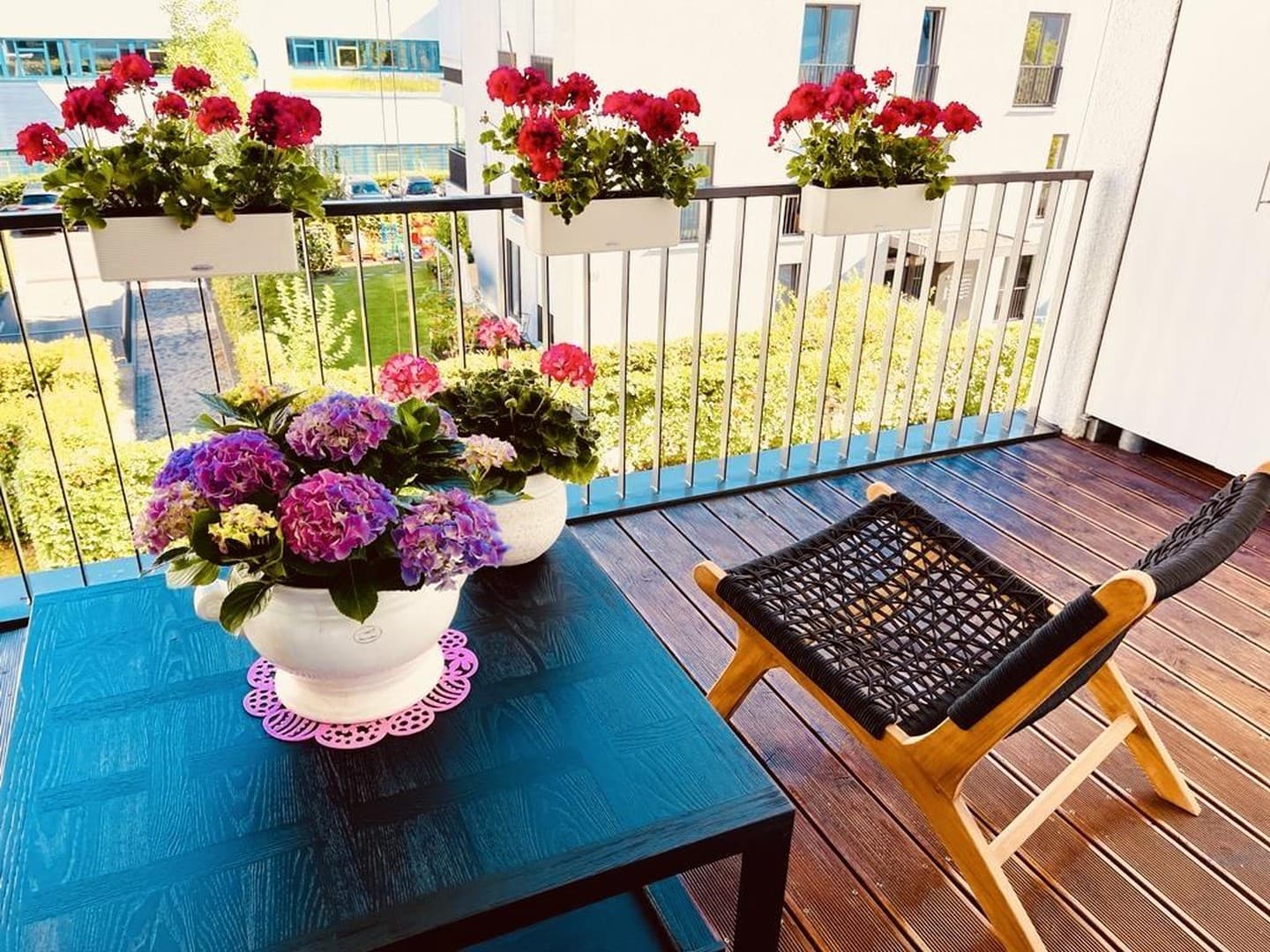 Elegante 3-Zimmer-Wohnung im 2. OG mit Balkon in Scharnhauser Park