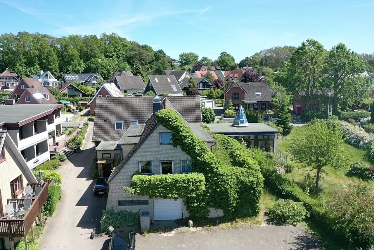 Traditionsobjekt mit Seeblick oder mögl. Neubauprojekt