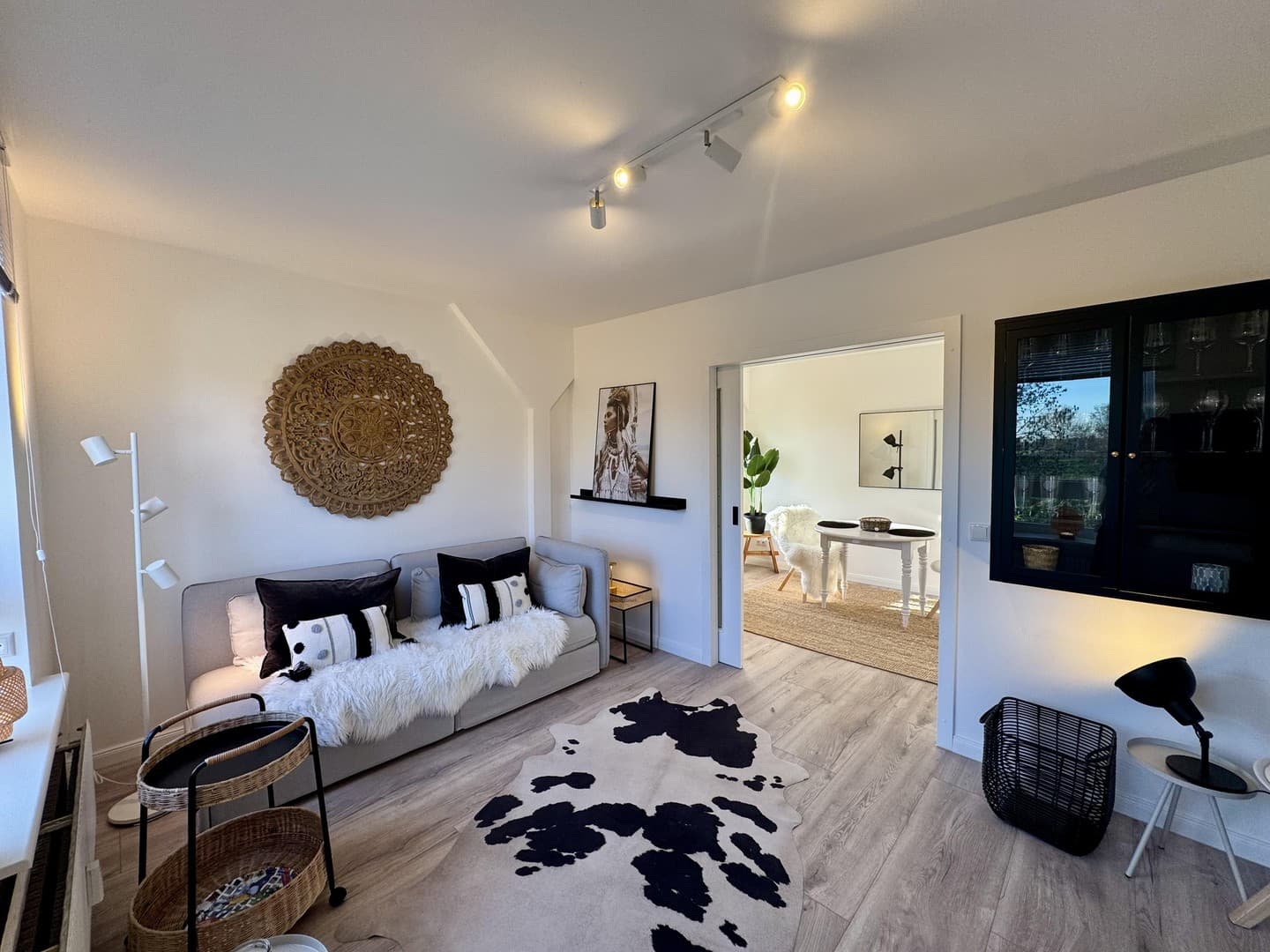 Stylishes Wohnen in verschiedenen vollmöblierten Apartments am Deich nahe Hamburg!