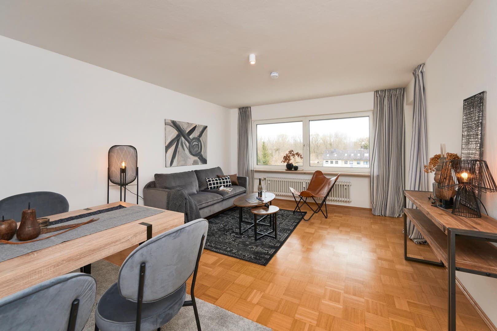 Helle, gut geschnittene 3 Zi.-Whg mit Balkon in Freising