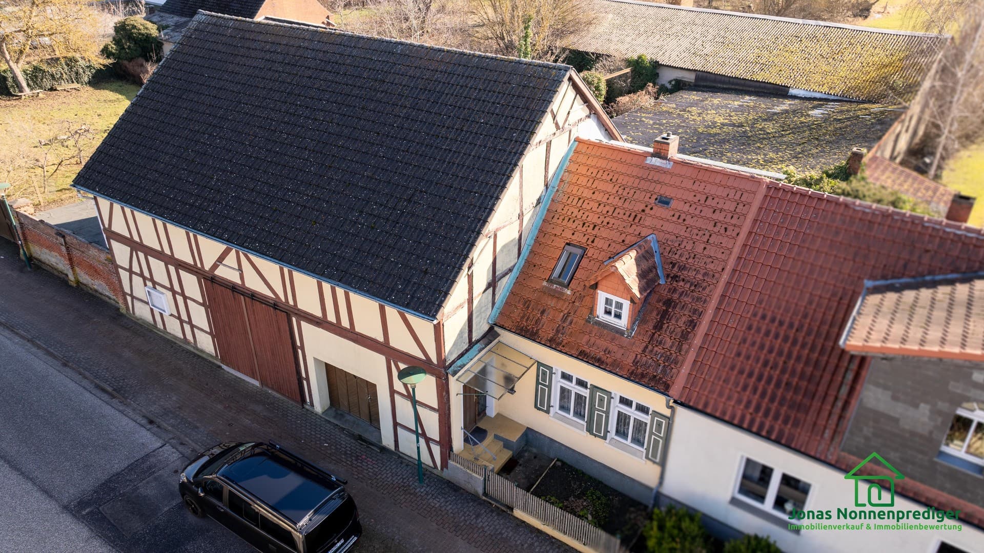 Einfamilienhaus mit Scheune und Garten für den Käufer provisionsfrei