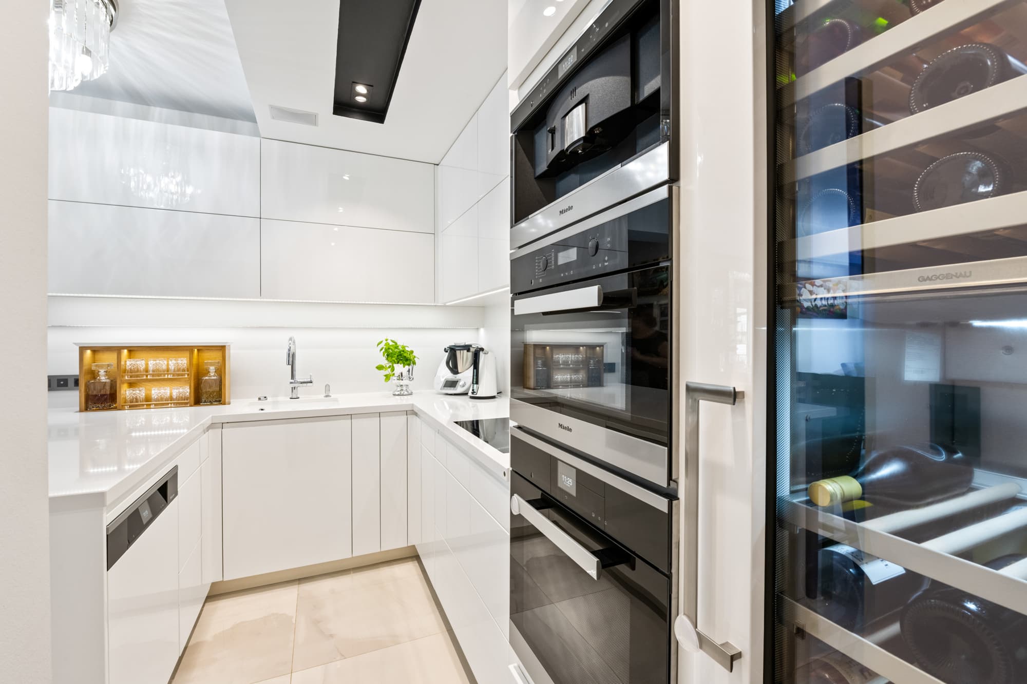 ***Sommerabende auf der eigenen Dachterrasse-3-Zimmer-Wohnung mit exklusiven Ausstattungsdetails***