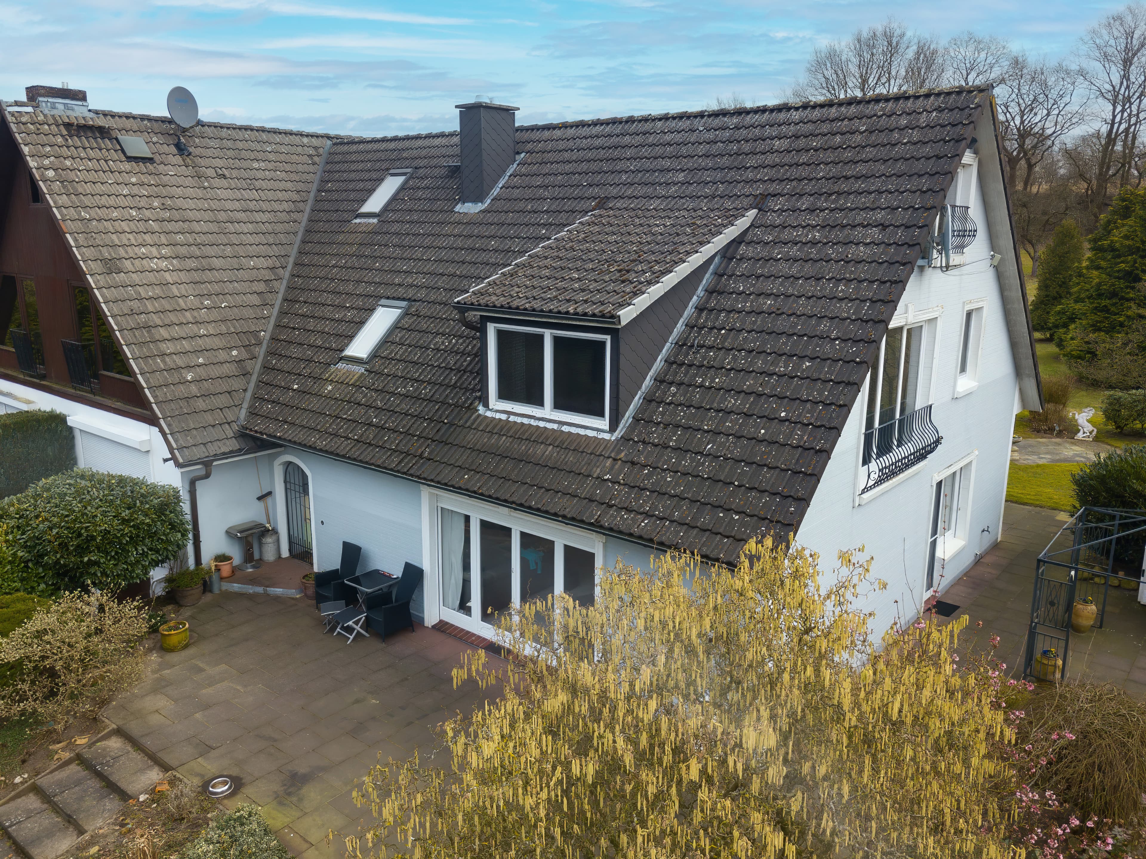 Traumhaftes Anwesen - auch gewerblich nutzbar - am Stadtrand HH-Walddörfer