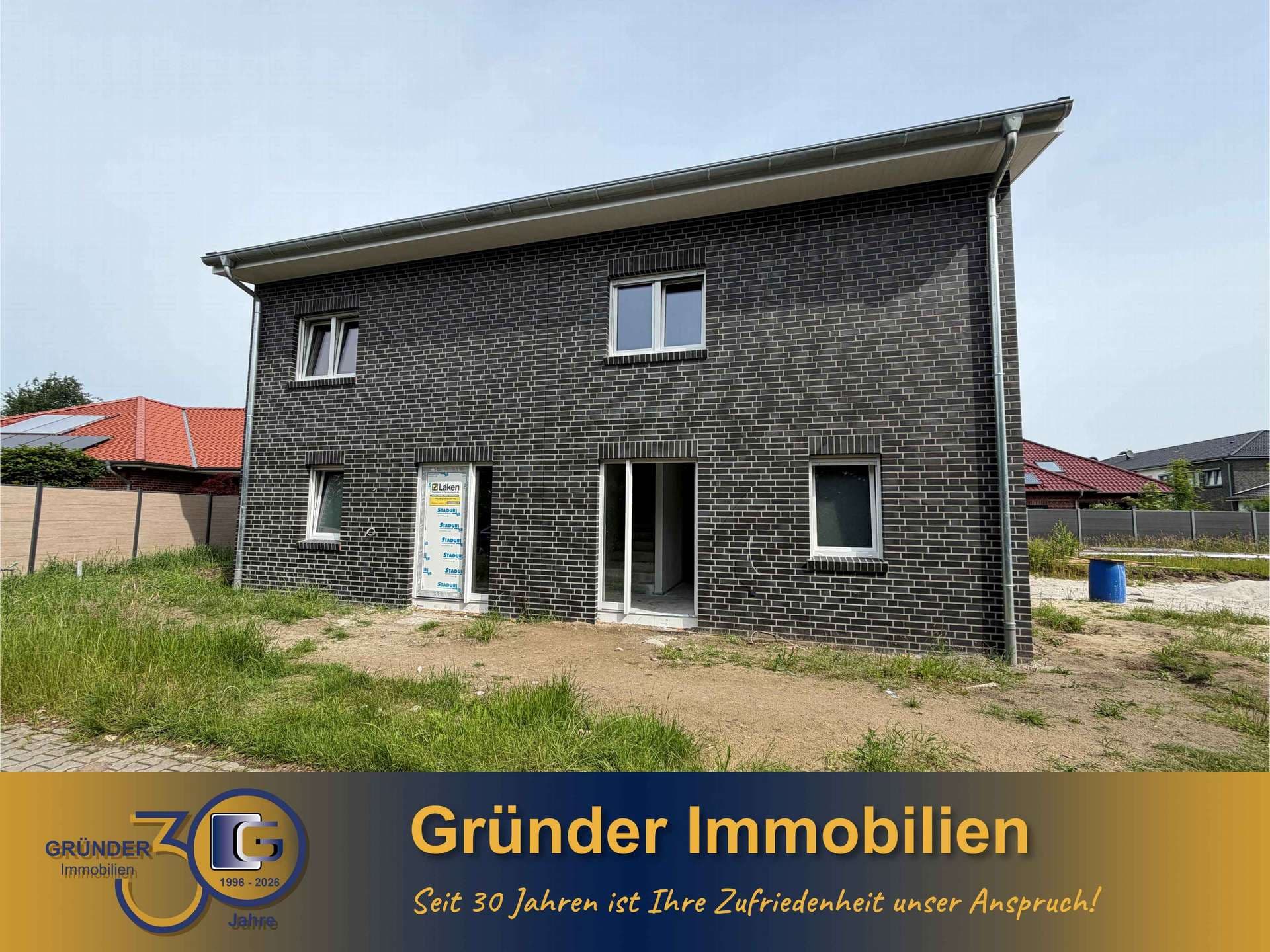 Moderne Doppelhaushälfte mit Garten und Carport zu vermieten!