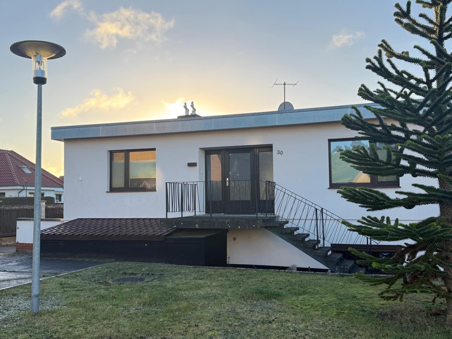 Einfamilienhaus (3 Wohneinheiten) mit vielfältigen Nutzungsmöglichkeiten von privat an der Ostsee