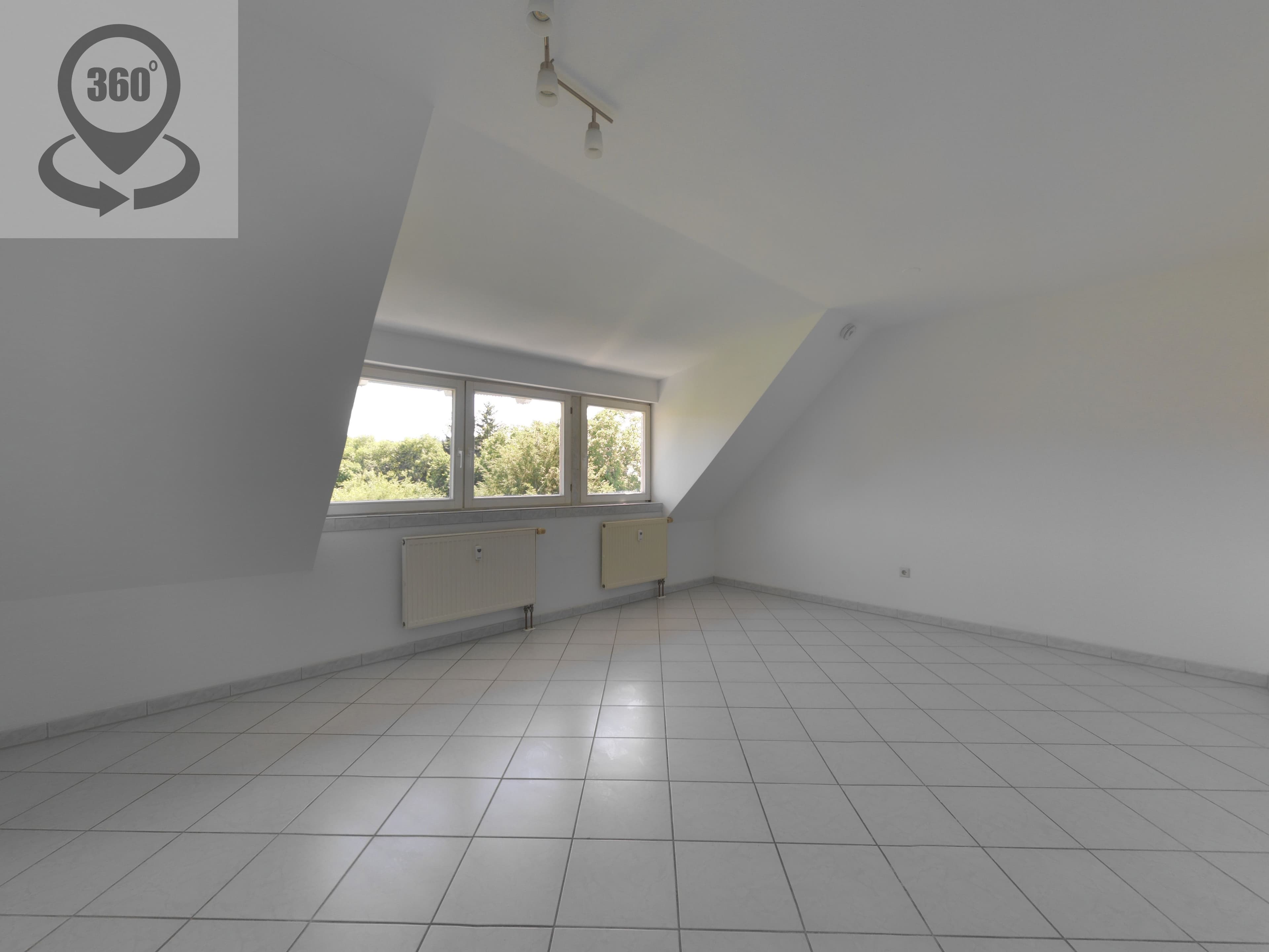 Erstbezug nach Modernisierung - Maisonette mit Einbauküche und Tiefgaragenstellplatz in Östringen!