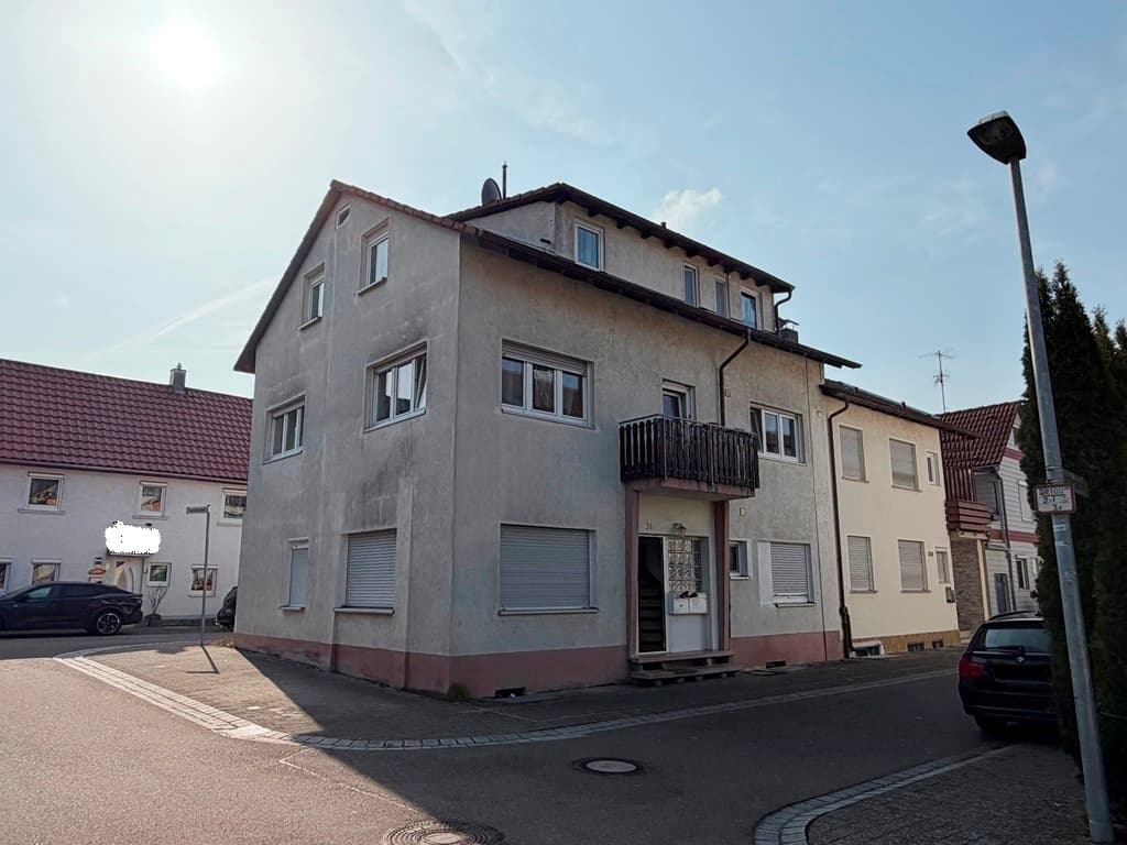 Uhingen: 3-Familienhaus mit Perspektive und Potenzial