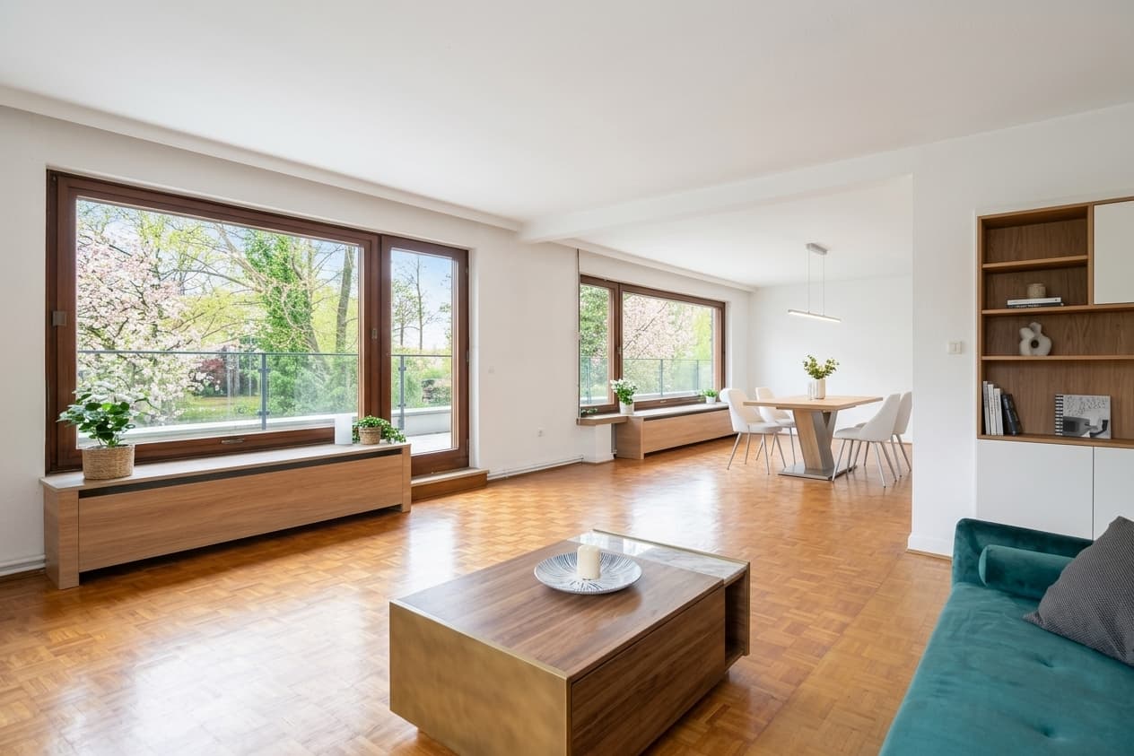 Im Herzen von Blankenese - sonniges Penthouse mit grosser Terrasse und Blick in den Goßlers Park