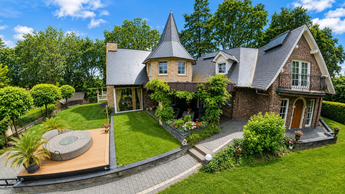 Exklusives Wohnhaus mit außergewöhnlichen Wohnkomfort in Uelsen