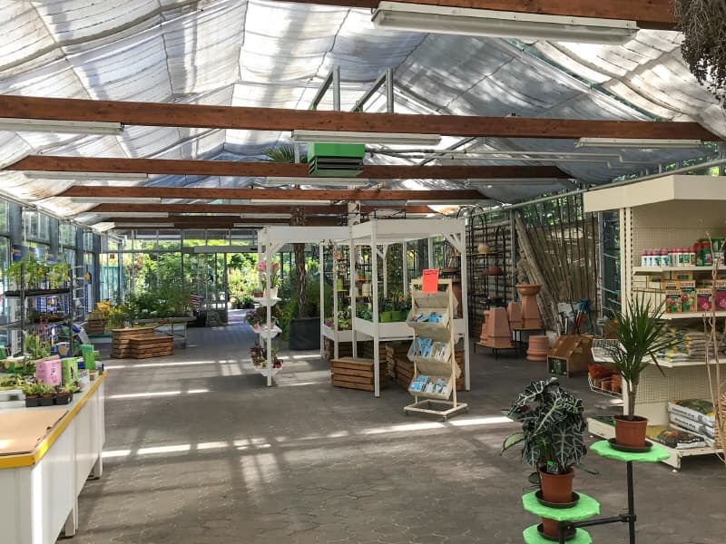 Gartenfachmarkt 20 km östlich von Dresden - an der B6!