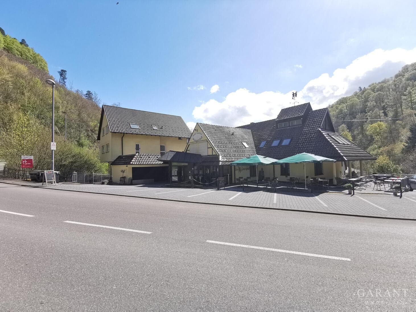 Hotel-Restaurant mit Eventlocation & Gästehaus - voll ausgestattet für Neustart oder Investment