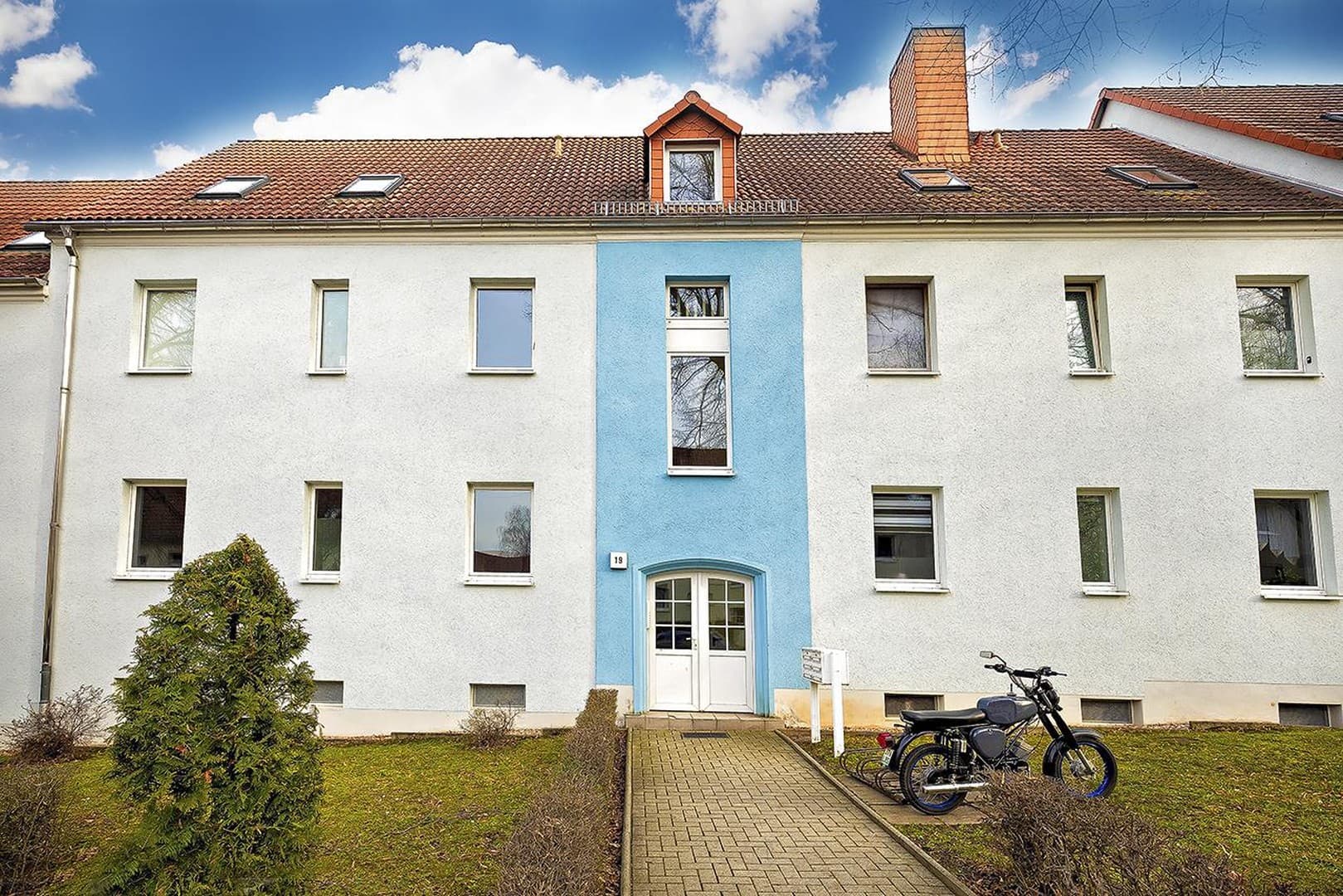 Renovierte Dachgeschosswohnung in ruhiger Lage