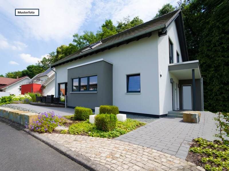 Doppelhaushälfte in 36414 Unterbreizbach, Heinrich-Heine-Str.