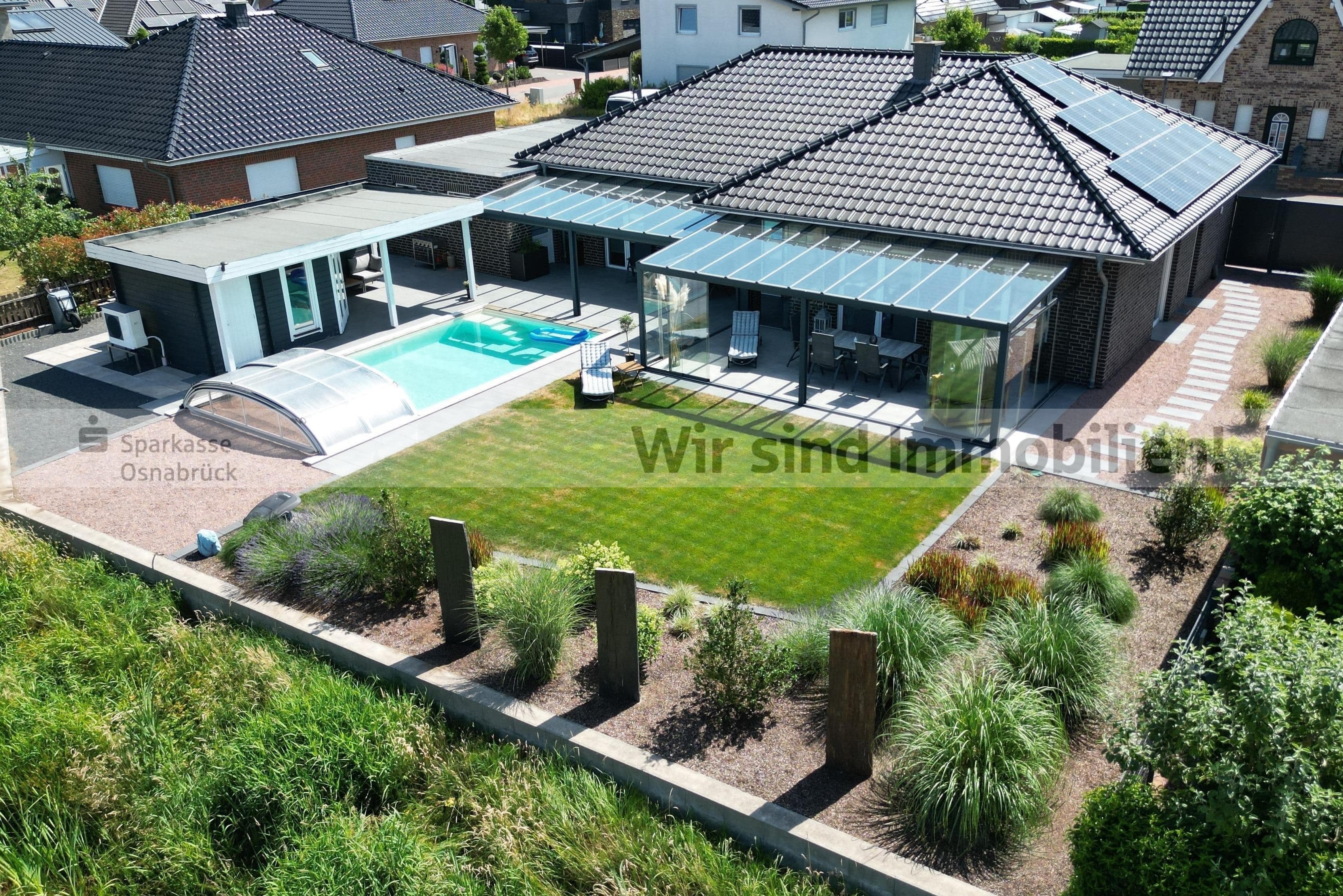 Modernes Wohnen bis ins hohe Alter inklusive Pool