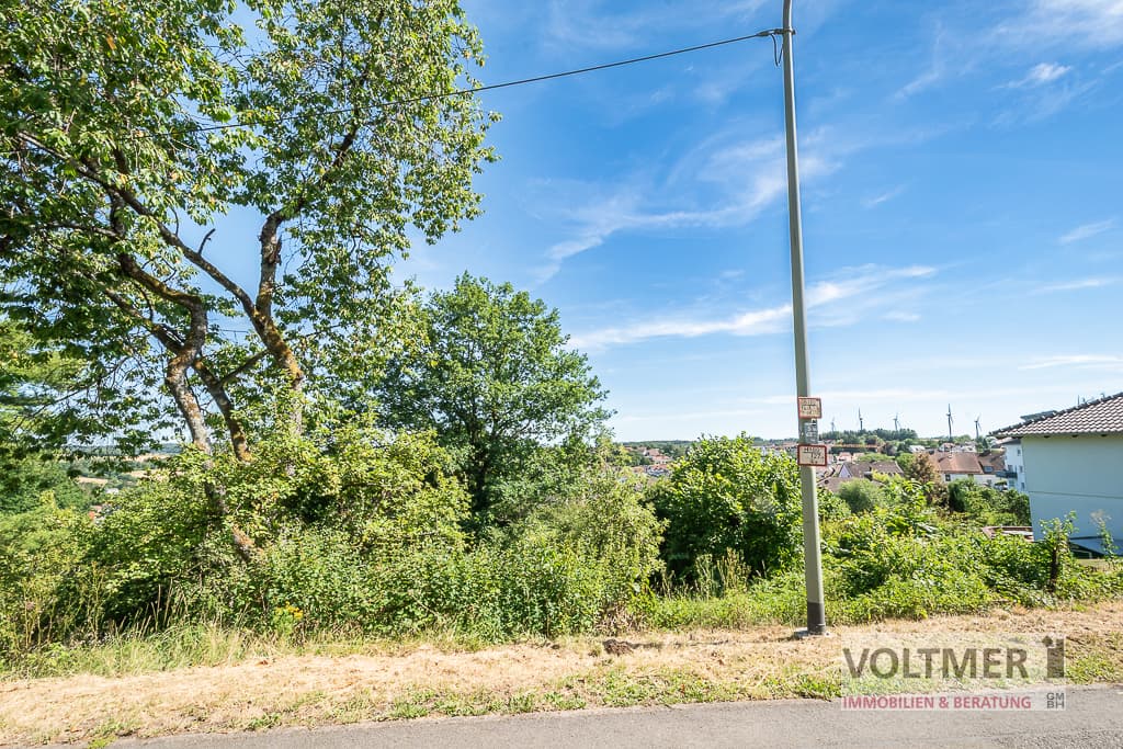 Straßenansicht Vorderseite
