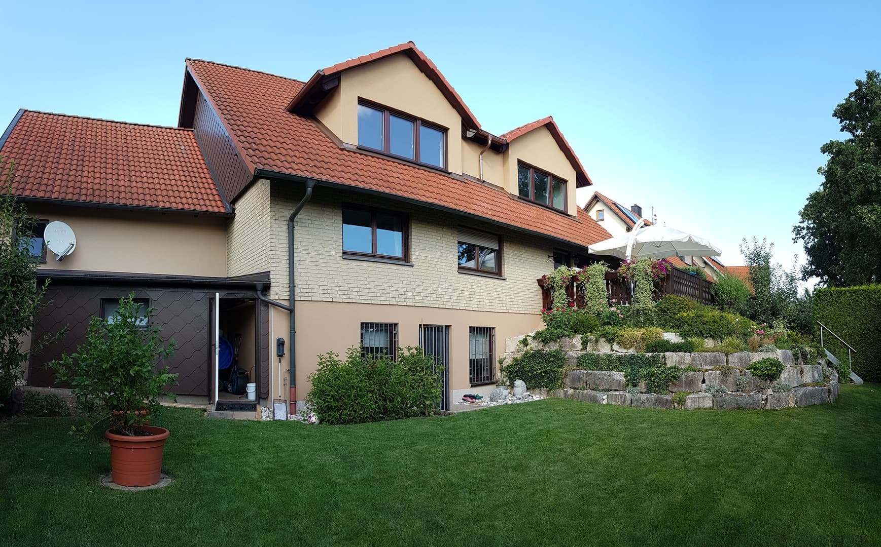 Einfamilienhaus in ruhiger Wohnlage mit Ausblick (Ohne Provision)