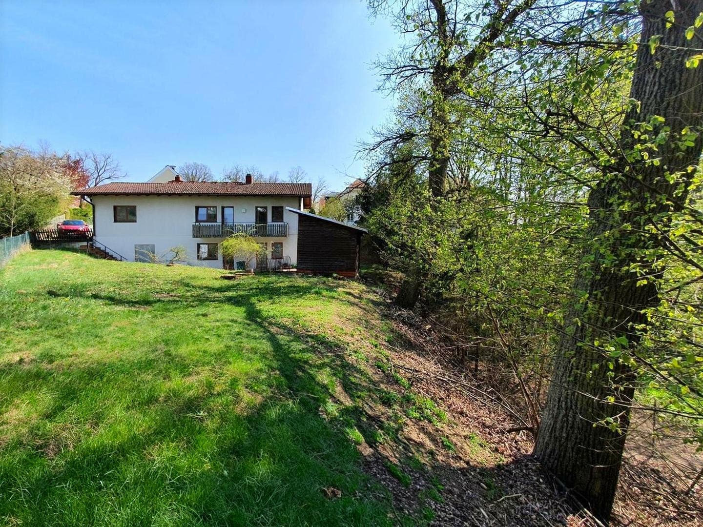 PROVISIONSFREI | Rarität in Landshut-Achdorf: Grundstück mit Bauvorbescheid (ca. 450 m² Wfl.)