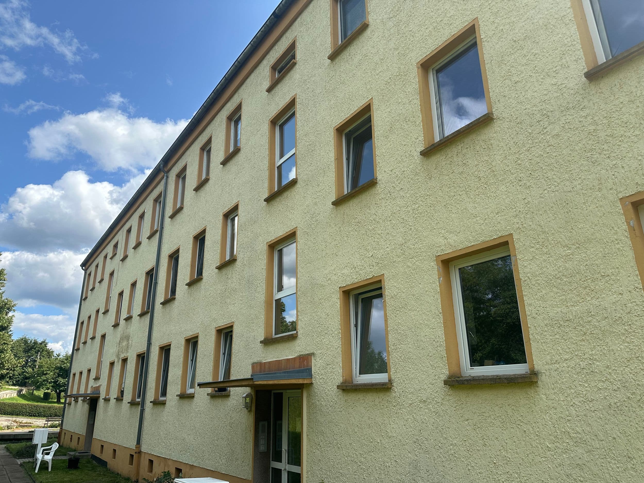 Moderne 2-Zimmer-Wohnung in Großkochberg zu vermieten- raus aus der Stadt; rein ins Grüne