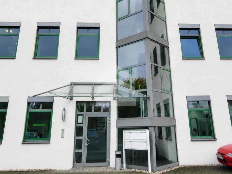 Moderne Büroflächen mit 165 m² und Stellplätzen in Leipzig-Nord