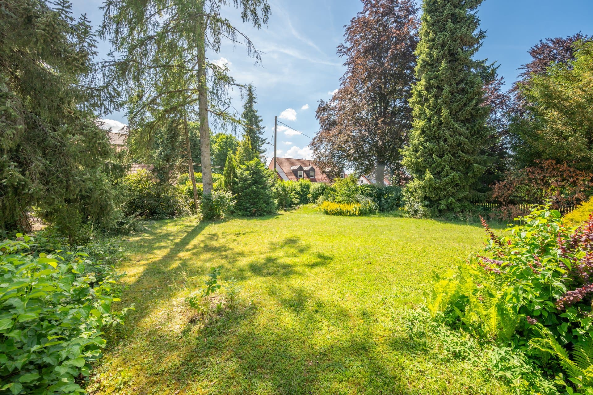 AIGNER - Stadtnahes Grundstück mit idealer Anbindung nach München