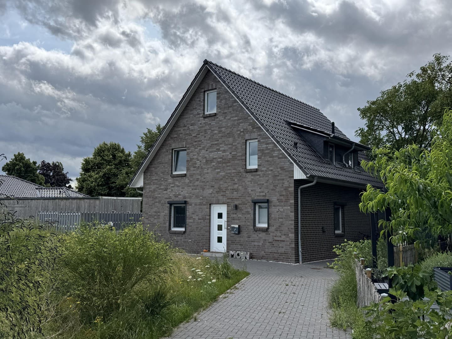 Modernes Einfamilienhaus mit hochwertiger Ausstattung und Smart-Home-System in Groß Wesenberg