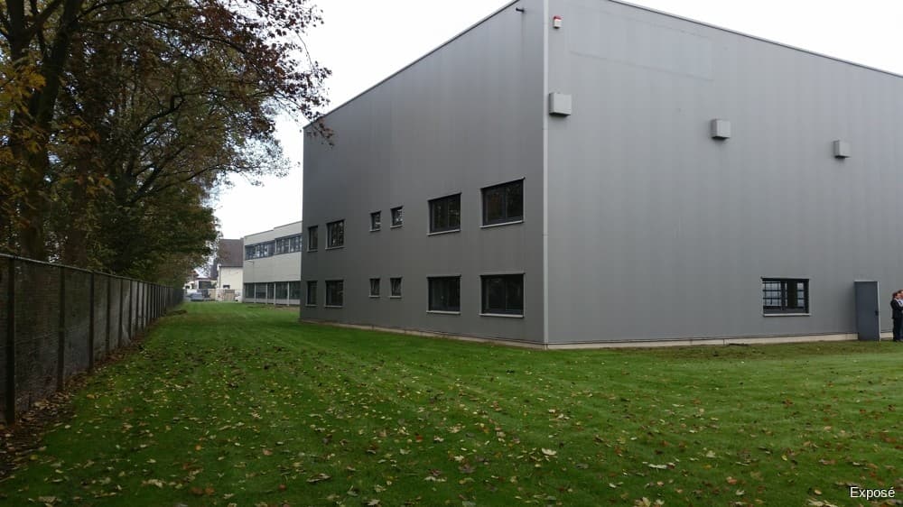 ***STEGEHUIS GMBH*** Neuwertige Bürofläche, Lagerhalle und Produktion im Gewerbegebiet Gronau Ost.