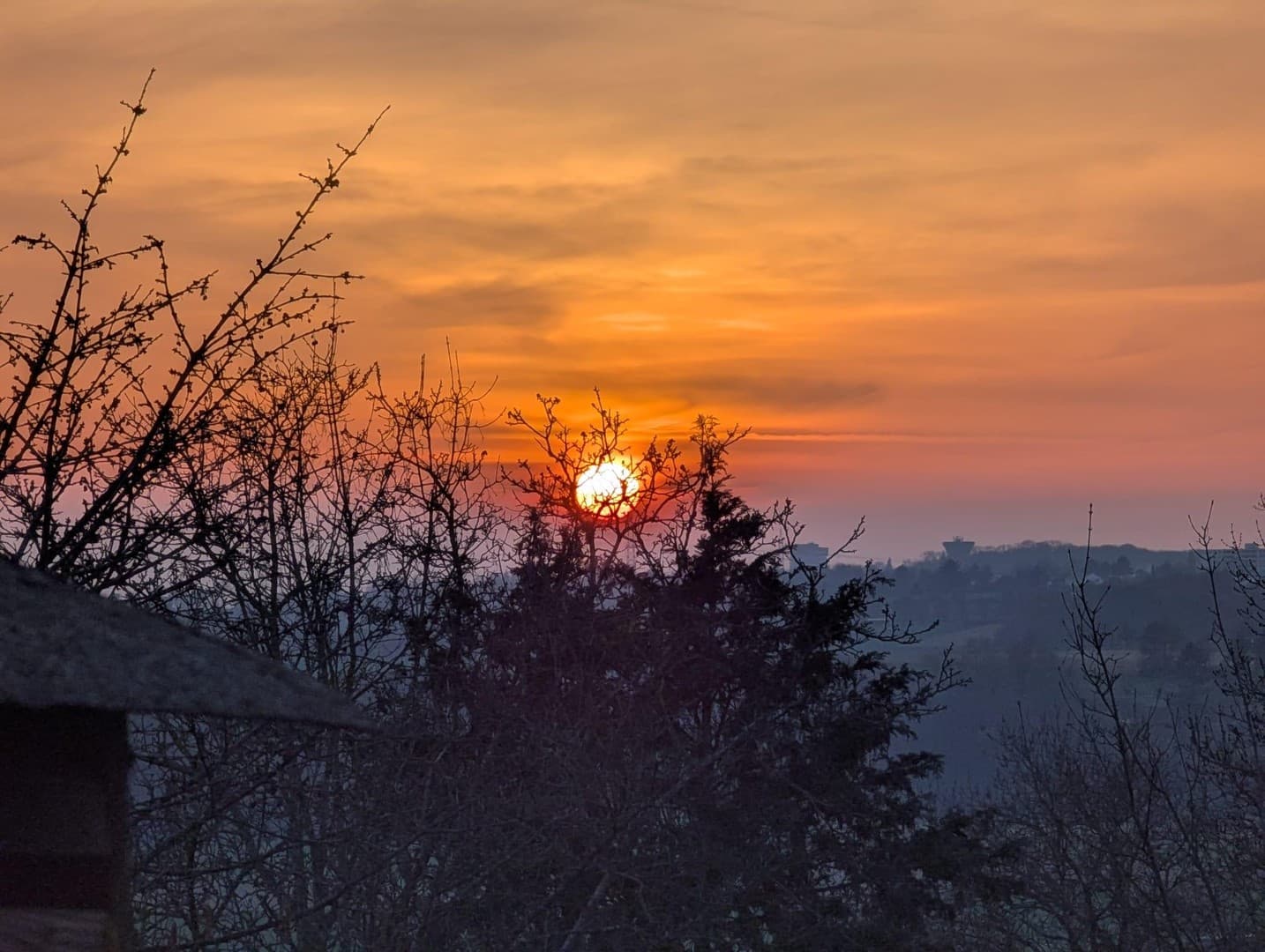 Ihr neues Zuhause an dem der Sonnenuntergang zum schönsten Moment des Tages wird