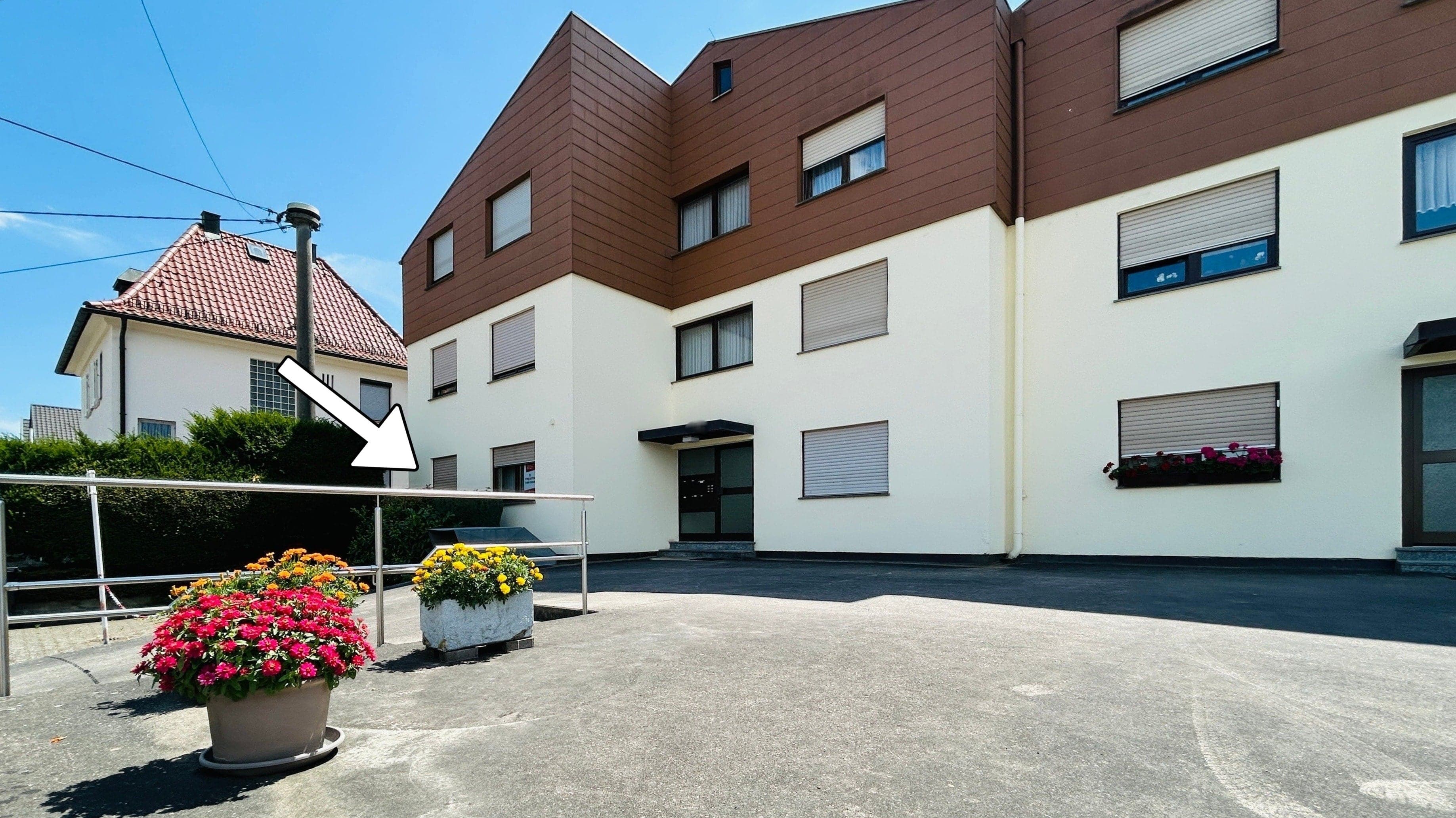 Bezugsfreie Erdgeschosswohnung mit Balkon und Tiefgarage