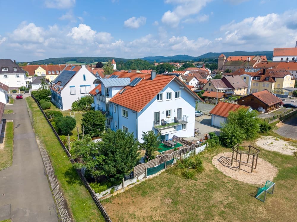 Schöne Doppelhaushälfte in zentraler Lage