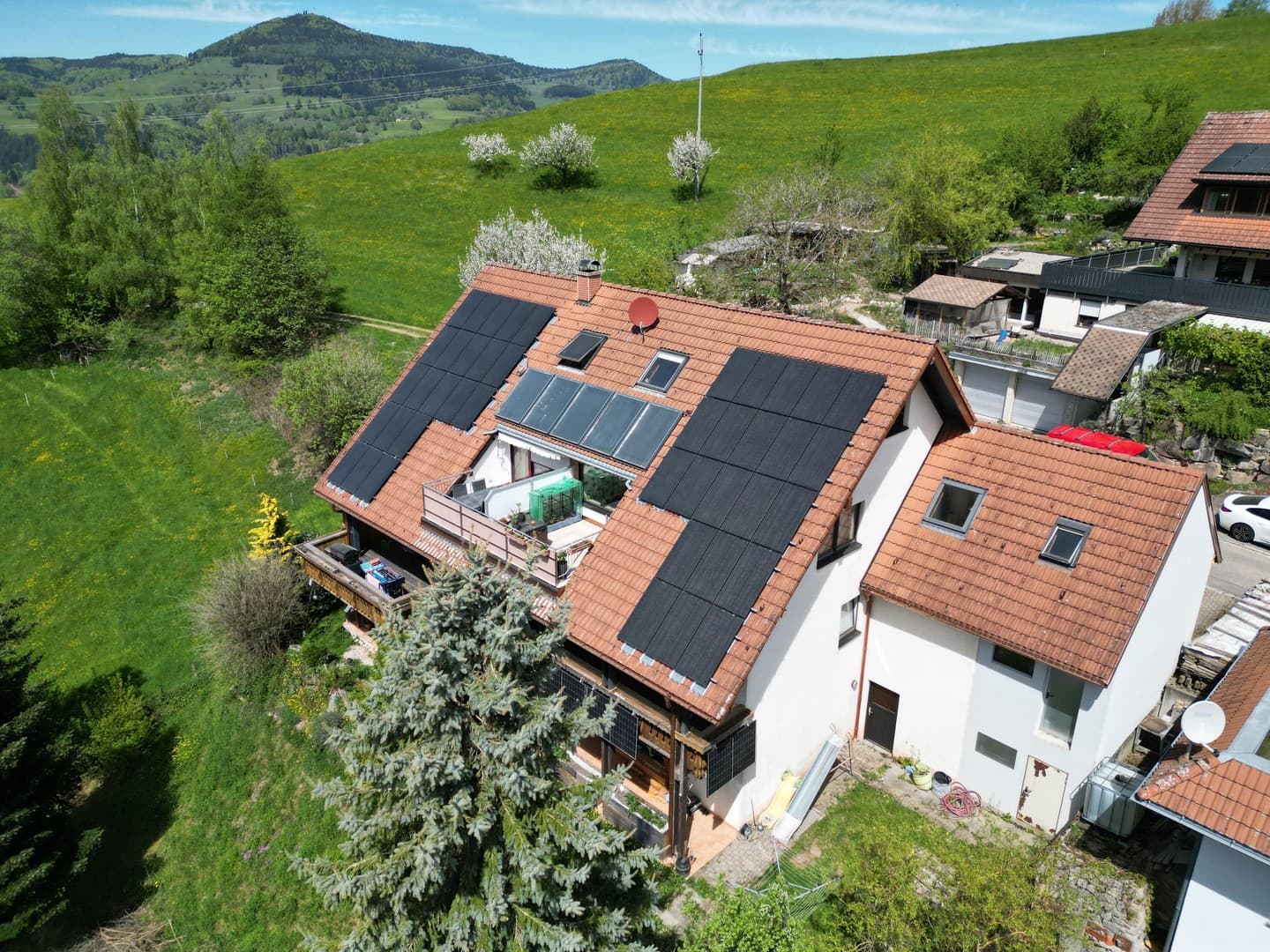 schöne 3,5 Zimmerwohnung ideal für Naturliebhaber in Zell-Riedichen inkl. PV Anteile