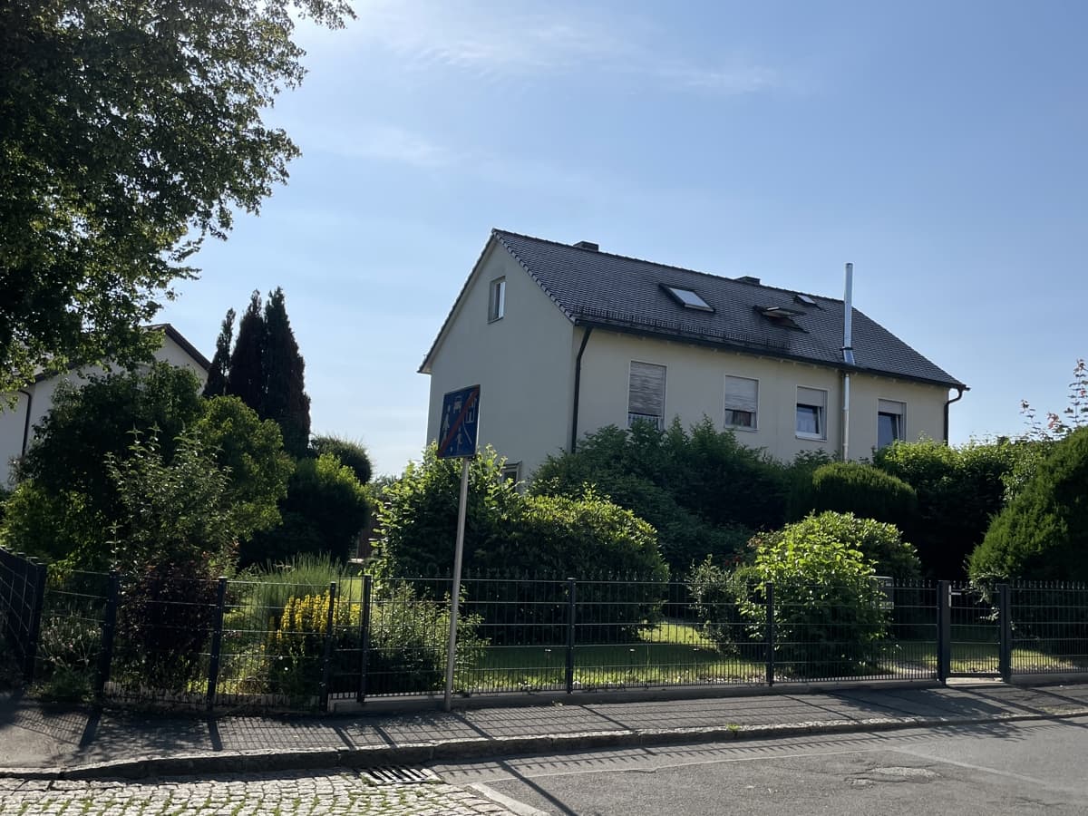 Für Familien und Handwerker - schaffen Sie sich Ihr eigenes Wohnparadies!