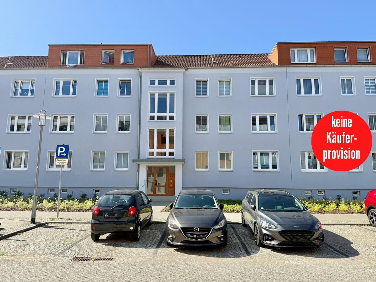 HORN IMMOBILIEN++ Neubrandenburg Zentrum, schöne 2-Raum Eigentumswohnung, Keller & PKW-Parkfläche
-vermietet-