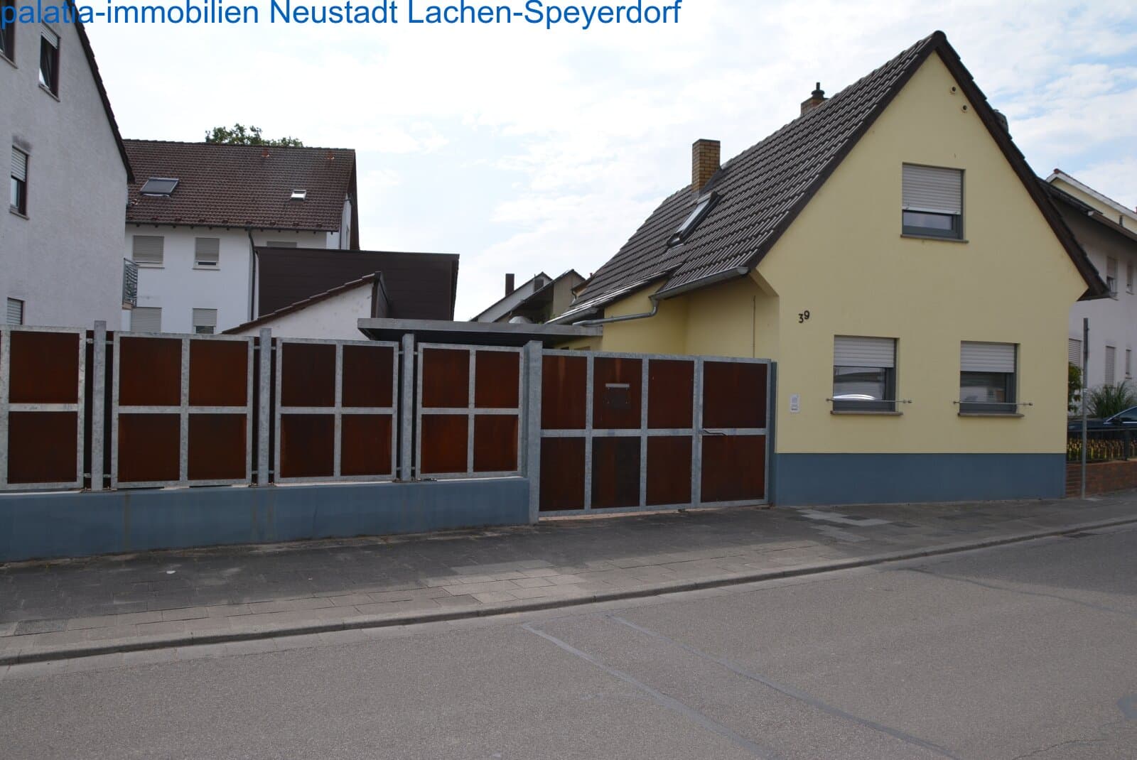 Schmuckes, saniertes Einfamilienhaus in guter Lage