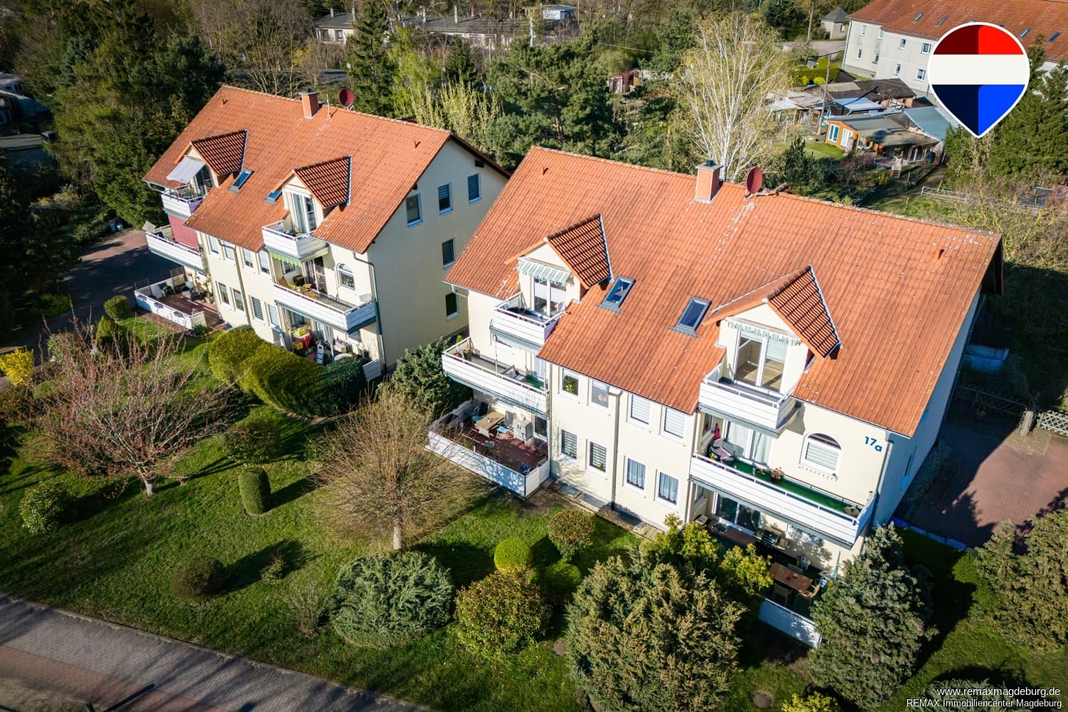 Großzügiges Anlageobjekt mit zwei Wohnhäusern und attraktiven Mieterträgen