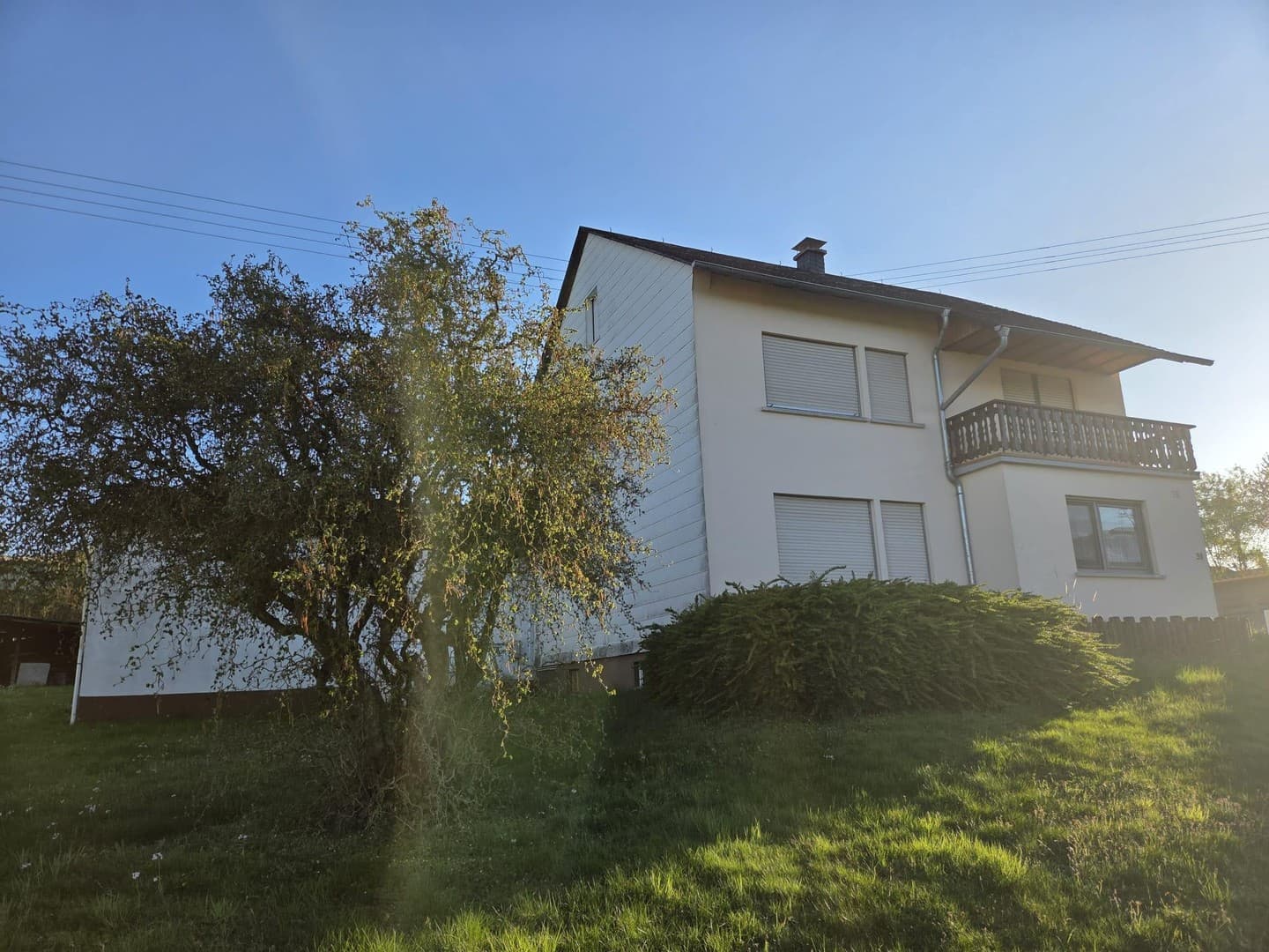 🏡 Freistehendes Einfamilienhaus mit großer Scheune auf 1.674 m² Grundstück