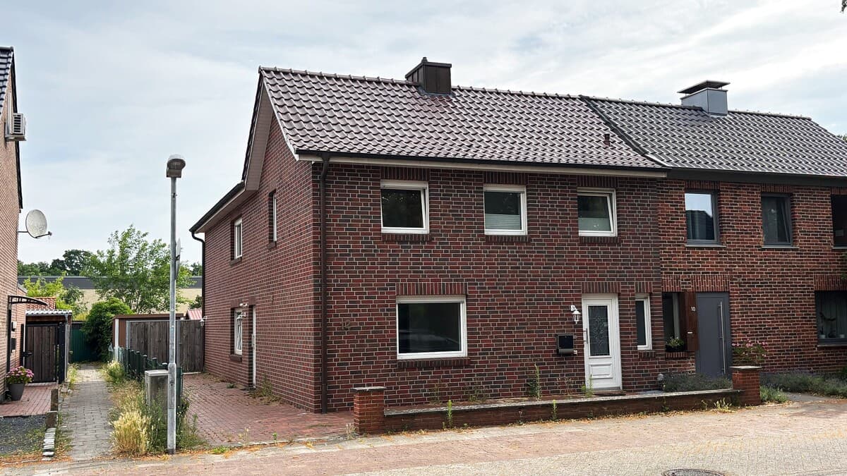Zwei Wohneinheiten unter einem Dach – vielseitig nutzbares Wohnhaus in Nordhorn