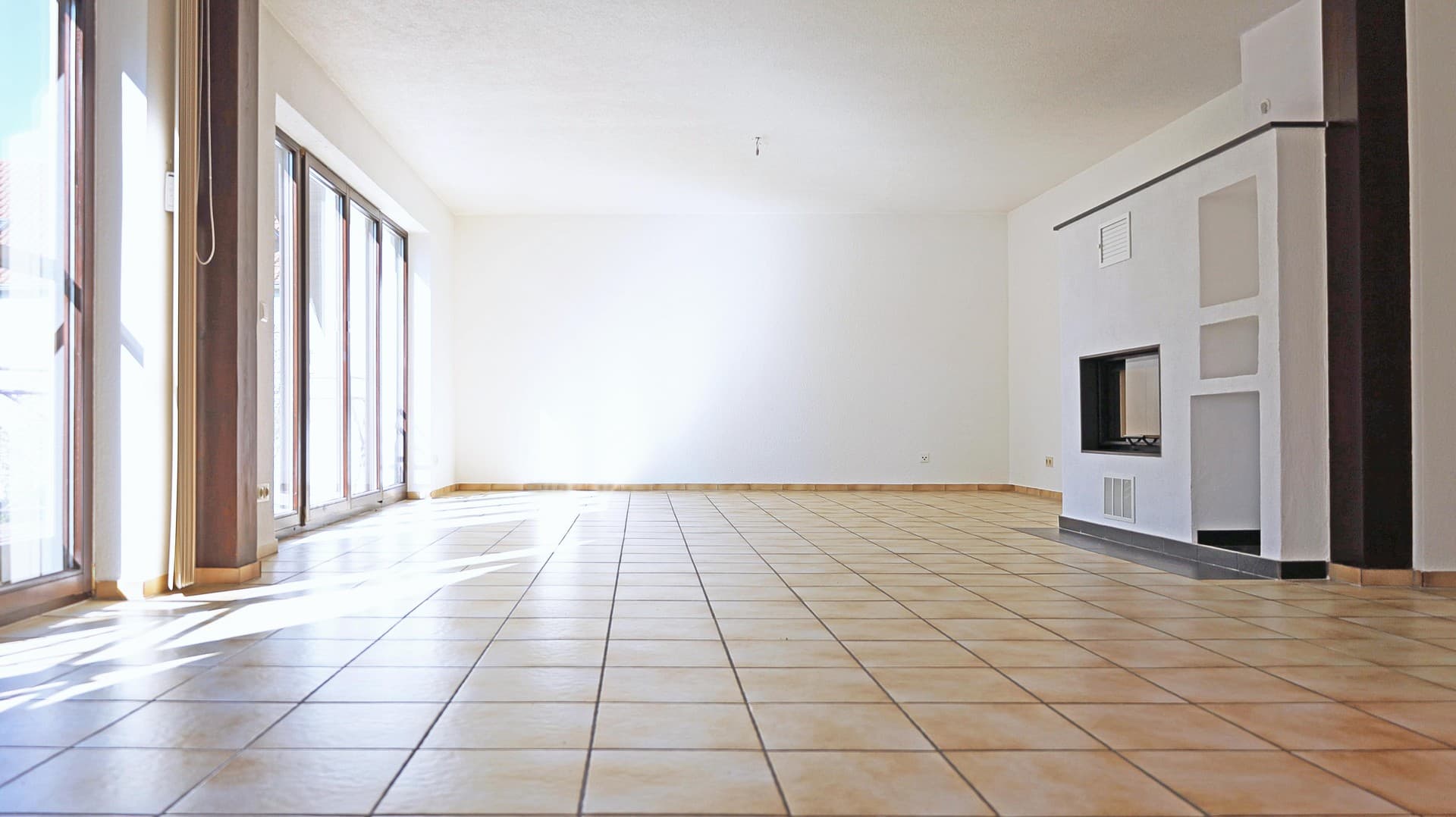 Sonnige und großzügige Wohnung mit Blick ins Grüne