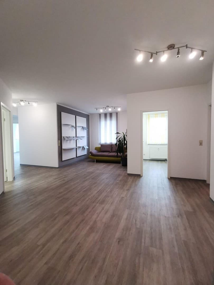 Kaufen oder Mieten Praxis, Büro, Kanzlei in 78112 St.Georgen -Barrierefrei im Ärztehaus